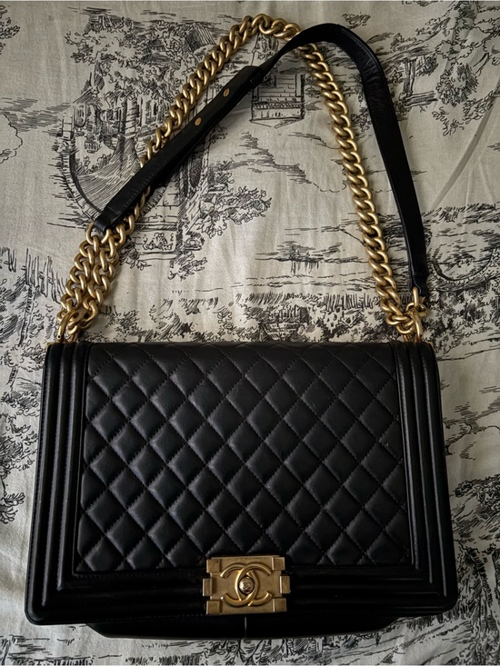 CHANEL Handbags - CHANEL BOY BAG